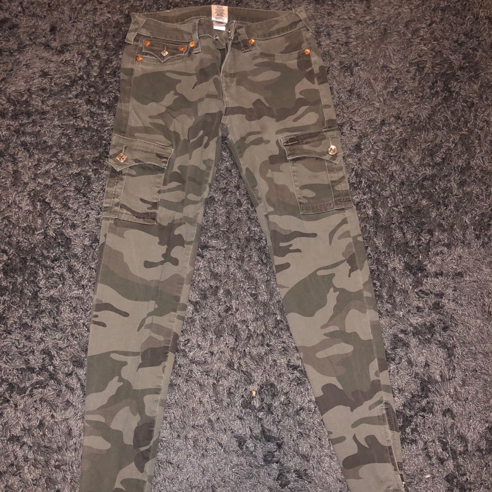 TRUE RELIGION camo jeans